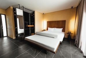 Executive Triple Room | In-room safe, blackout drapes, iron/ironing board, free WiFi