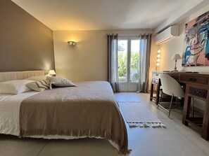 4 camere, Wi-Fi gratuito