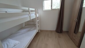2 chambres, coffres-forts dans les chambres, Wi-Fi gratuit