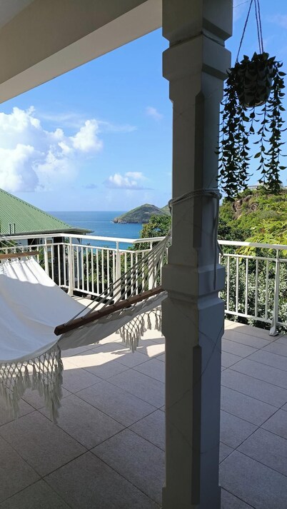 Appartement Vina, un Cocon Entre mer D'azur et Végétation Luxuriante