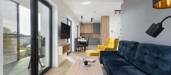 Comfortable Apartment 80 m from the Beach | Balcony and Parking