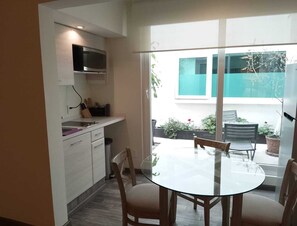 Dining - Arquimedes Space  -  Lovely 2BDR Connecting Suites w/patio (Mexico City)