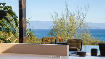 Maxx Island Loft Villa | Vue de la chambre