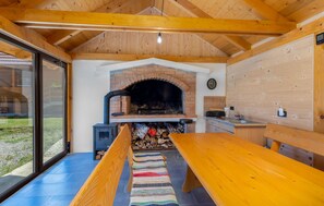 Dining - Cozy home in Sunger with WiFi (Sunger)