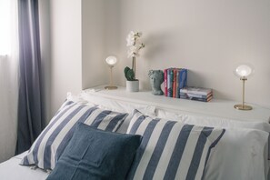 2 bedrooms, iron/ironing board, WiFi, bed sheets - Monti Design Apartment R&R (Milano)