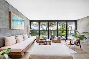 Living area - Ohana Bungalow by Betterplace  (Canggu)