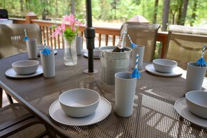 Outdoor dining - New! Creekside Cabin w/ Spa + Views, Sleeps 12! (Broken Bow)