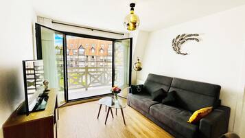 Tv, böcker och datorskärmar