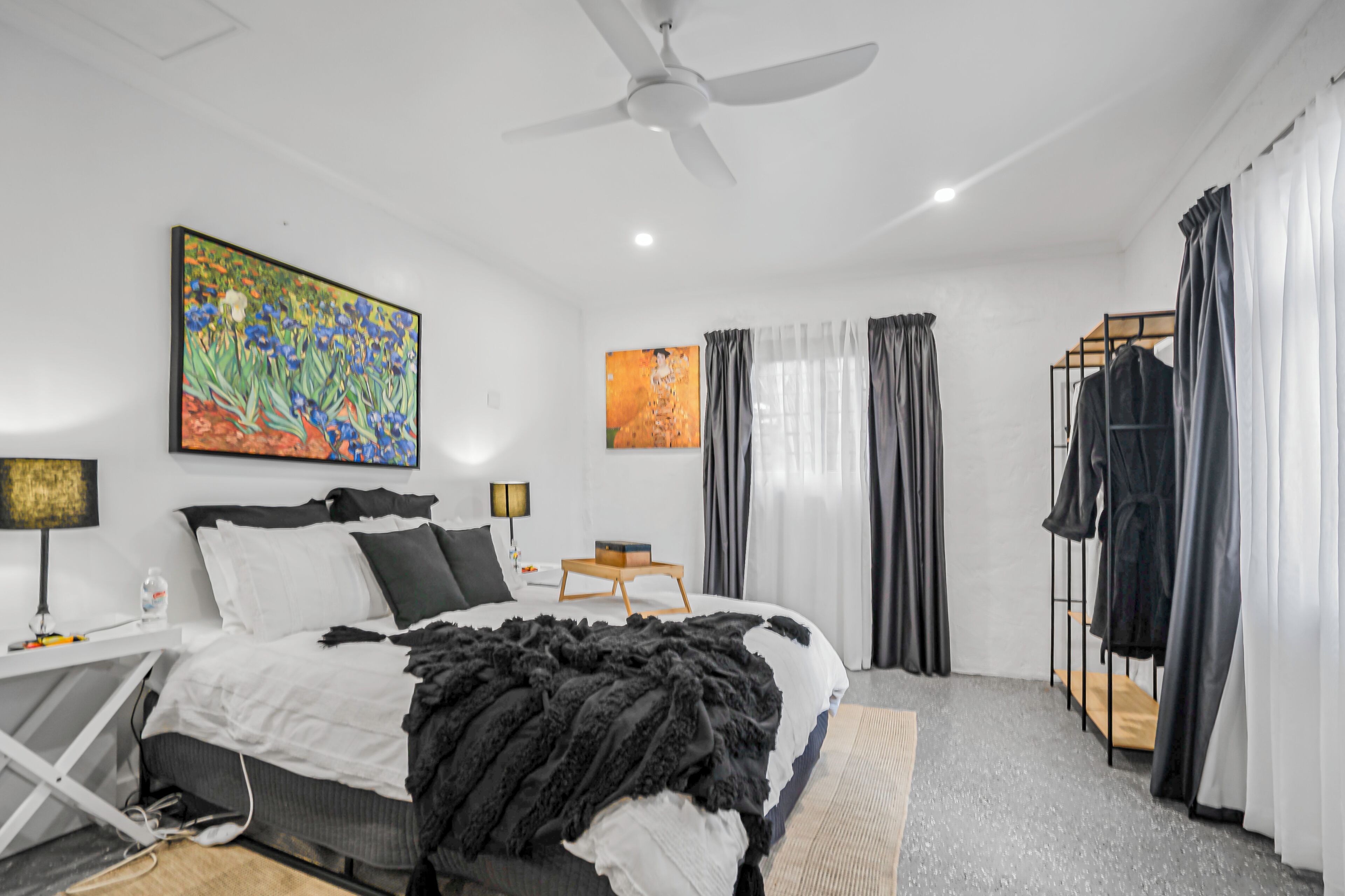 2 bedrooms, in-room safe, iron/ironing board, free WiFi