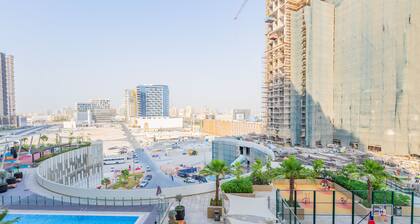 Lovely Studio with Cozy Balcony and Outdoor Pool