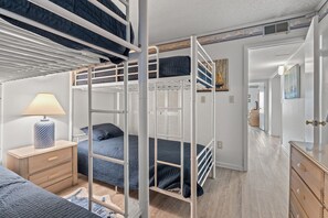 3 camere, ferro/asse da stiro, Wi-Fi gratuito, lenzuola