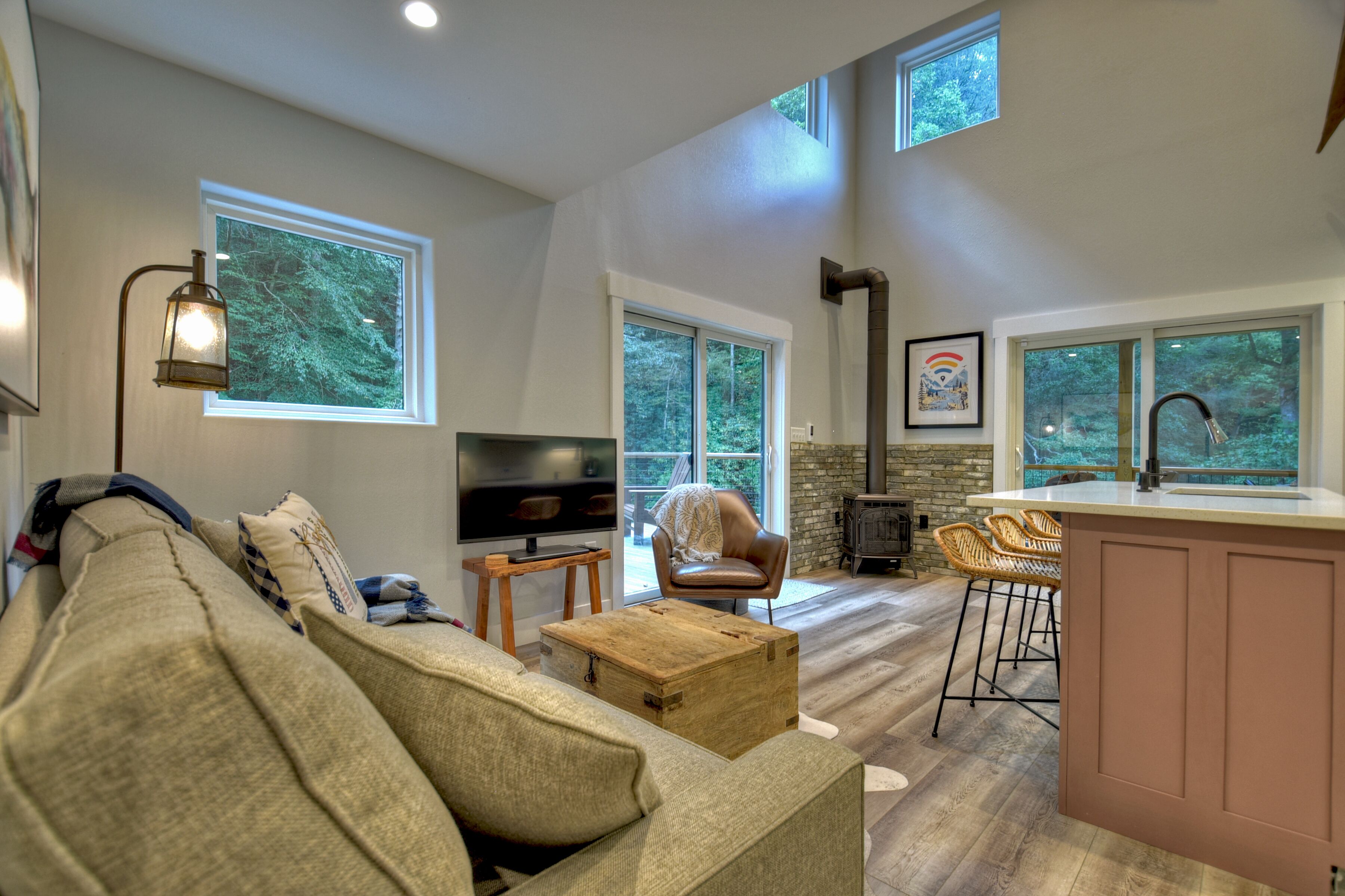 Creeksong Serenades With An Expansive Deck Over-hanging Mountaintown Creek, Perks Include A Hot Tub, Firepit, Fishing And Wif - Ellijay, GA