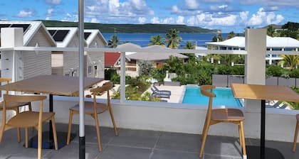 Crawlbay Suites