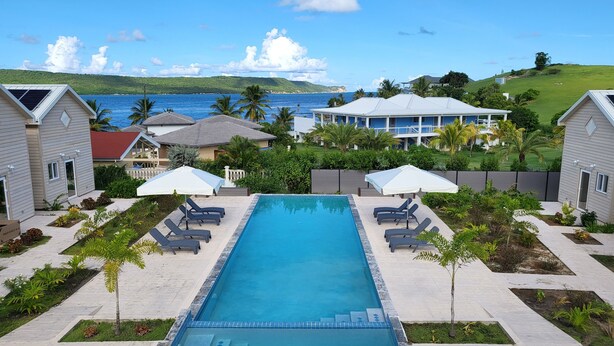 Exterior - Crawlbay Suites (Mamora Bay)