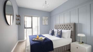 Apartment | 2 bedrooms, individually decorated, individually furnished