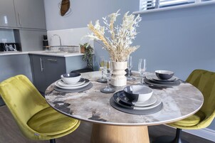 Apartment | Dining room