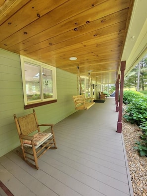 Terrace/patio - Webster Lake Escape! (Franklin)