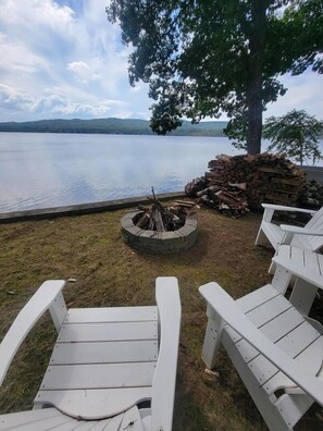 Property grounds - Webster Lake Escape! (Franklin)