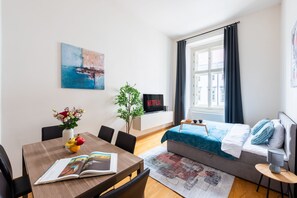 Business Apartment | 3 bedrooms, premium bedding, individually decorated - Cozy apartment for a family (Prague)