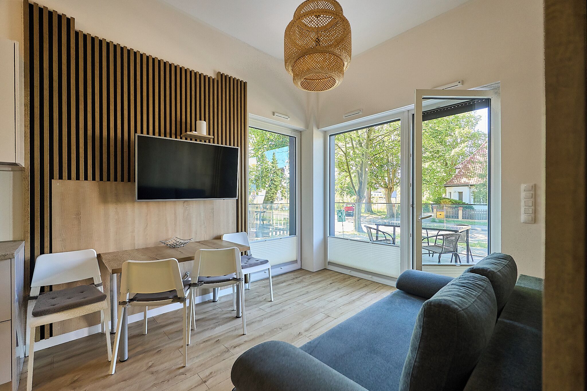 Classic Studio Suite | 1 bedroom, iron/ironing board, WiFi (free), bed sheets