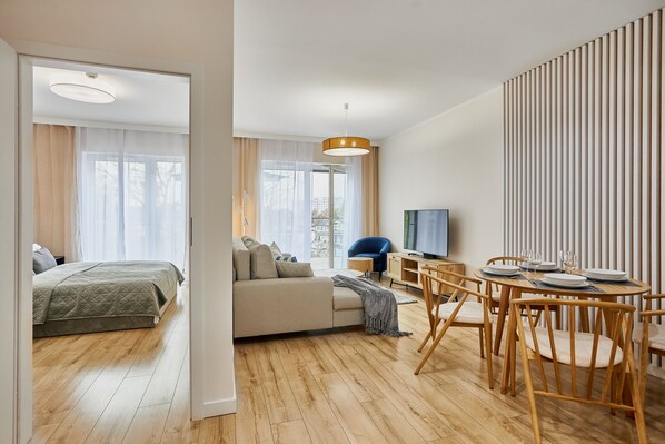 Deluxe Apartment | Living area | Flat-screen TV - Apartamenty Swinoujscie - Jachtowa (Swinoujscie)