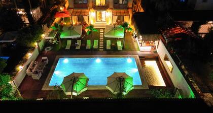 Şerefe Hotel Alaçatı