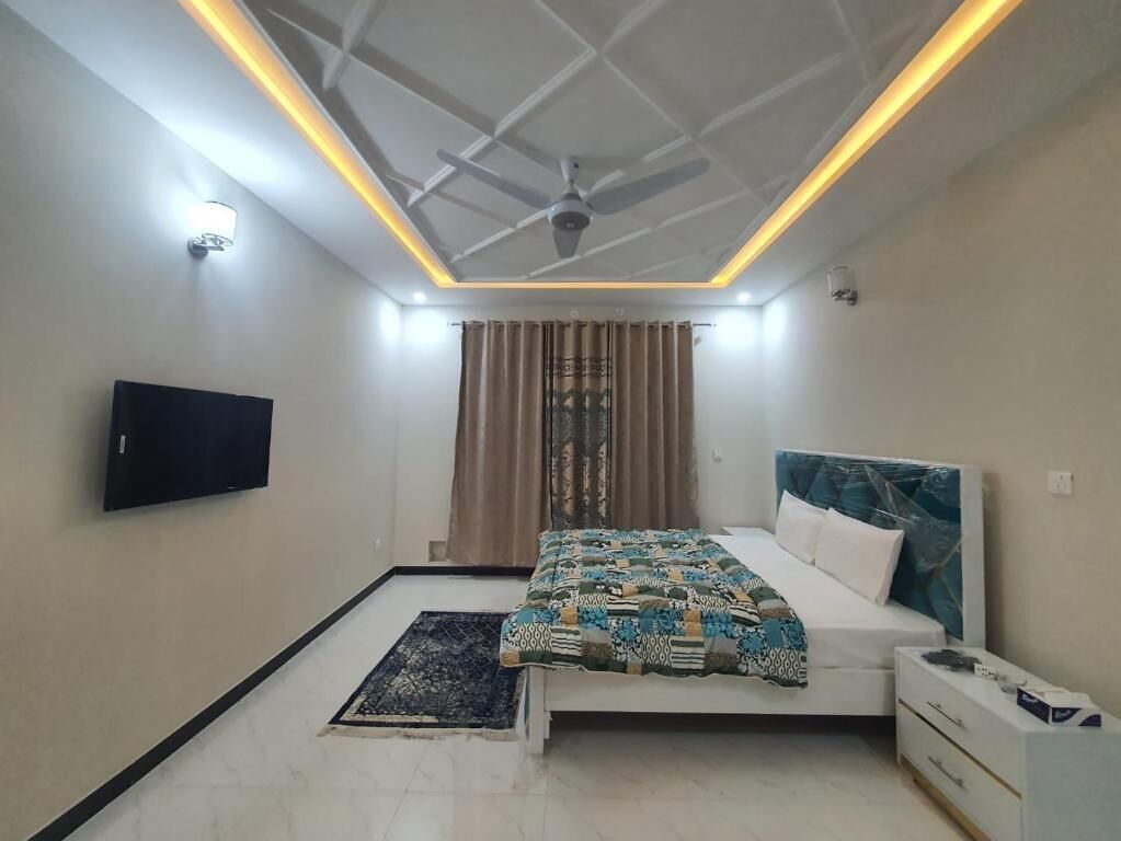 Standard Room | Free WiFi