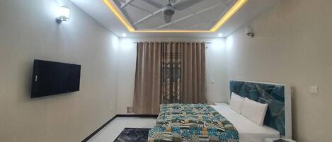 Standard Room | Free WiFi