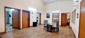 Interior - Comfort Inn Guest House F-10 (Islamabad)