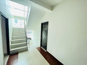 ด้านหน้าที่พัก