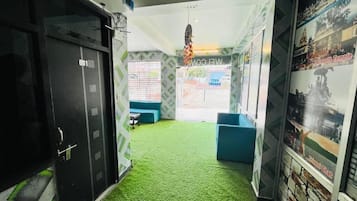 Televisión LED de 21 pulgadas con canales por satélite