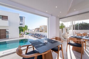 Breakfast area - Mika Villas & Suites (Hersonissos)
