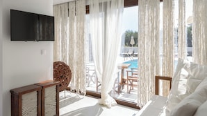 ดีลักซ์อพาร์ทเมนท์, 2 ห้องนอน | ผ้าปูที่นอน Frette จากอิตาลี, เครื่องนอนระดับพรีเมียม, ผ้านวมขนเป็ด