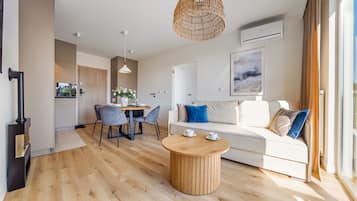 Apartament (15) | Vardagsrum | Platt-tv