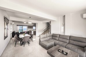 Villa (4 Bedrooms) | Interiør