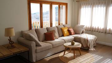 Smart-TV, Kamin, Videospiele