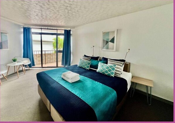 1 bedroom, free WiFi, bed sheets