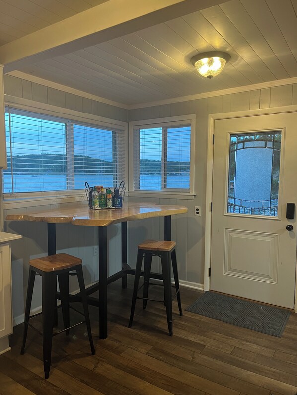 Dining - Amazing views from the patio and upper deck! Just steps down to a private dock! (Gravois Mills)