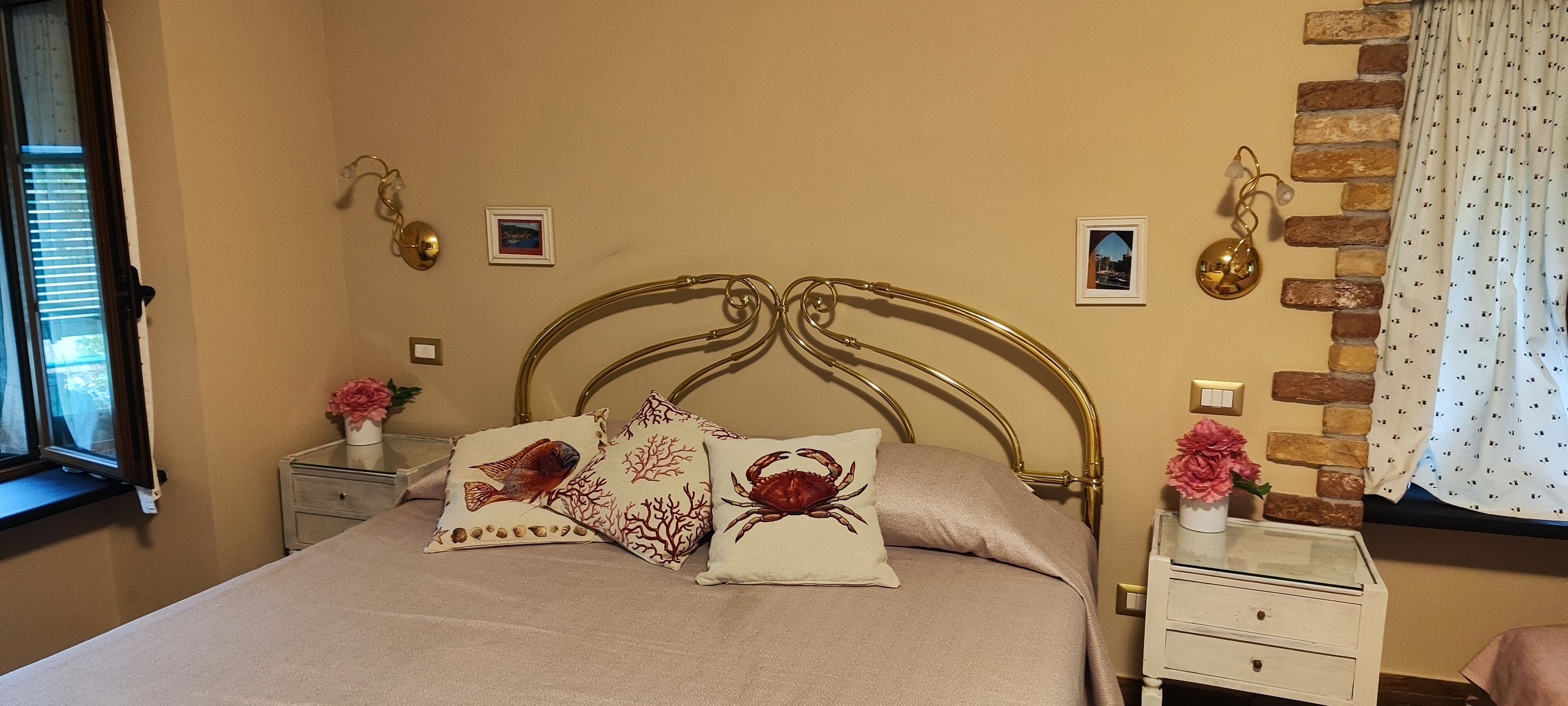 3 chambres, fer et planche à repasser, Wi-Fi gratuit, draps fournis