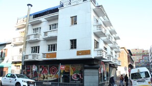 Exterior - 100 Anderson St (Johannesburg)