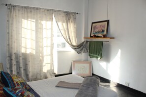 Chambre Double ou avec lits jumeaux | Restauration dans la chambre