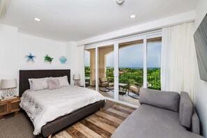 3 bedrooms, iron/ironing board, travel crib, WiFi