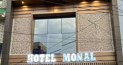 Hotel Monal
