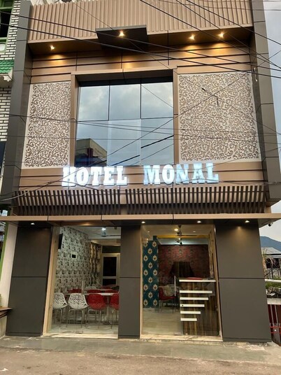 Hotel Monal