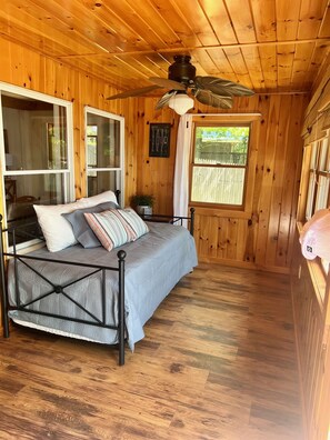 2 chambres, Wi-Fi gratuit, draps fournis