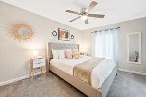 3 chambres, fer et planche à repasser, lit parapluie, Wi-Fi