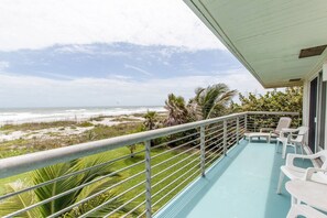 Property grounds - Villa On The Beach - Unit #4 (Coco Beach)