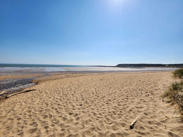 Beach - Port Eynon Suite - 1 Bed - Ocean Breeze (Swansea)