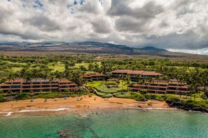 Condo, 2 Bedrooms | Beach - Makena Surf, #c-103 2 Bedroom Condo by RedAwning (Kihei)