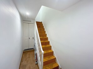 Apartment, 1 Bedroom, Terrace | Interior